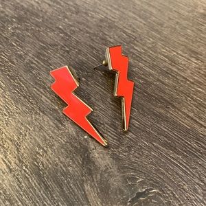 Bauble Bar Lightning bolt stud earrings in orange
